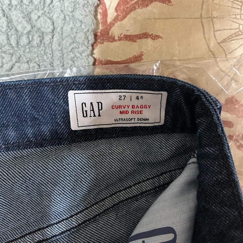 NWT Gap Curvy Baggy Jeans - Picture 8 of 10